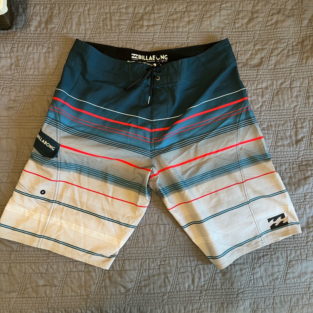 Billabong Striped Board Shorts Size 34